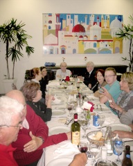 O jantar no restaurante do Circolo Italiano após a palestra. Outubro de 2010. Foto de Luca Fanelli